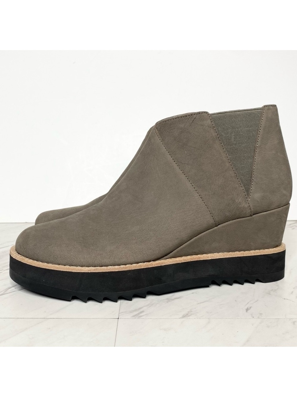 Eileen Fisher Caddy Gray Nubuck Wedge Bootie 11